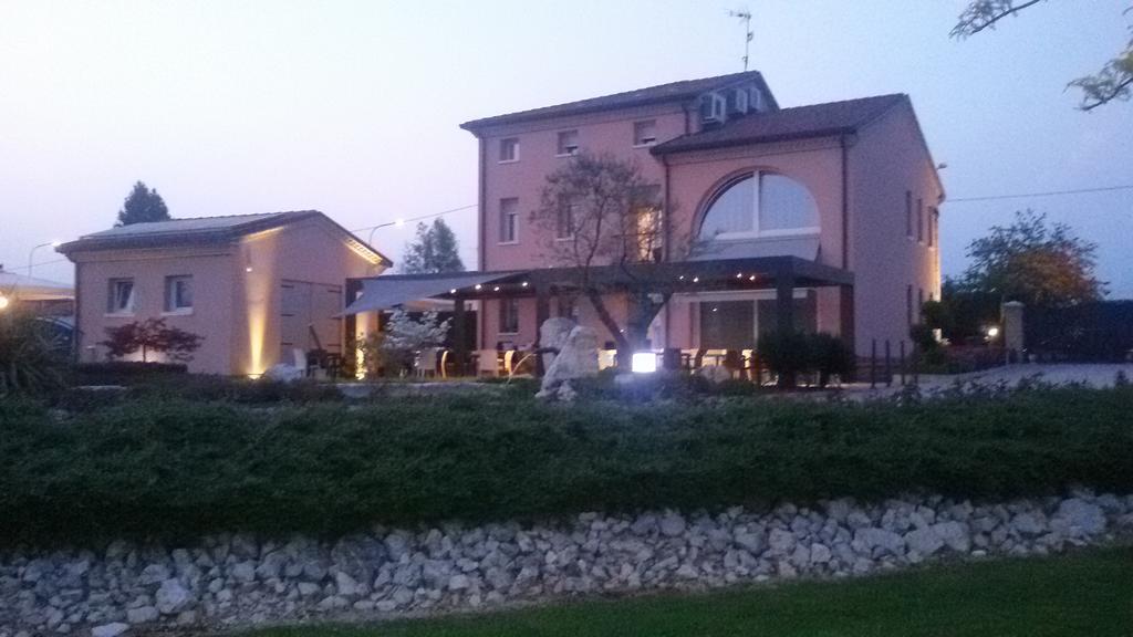 Agrialloggi La Palazzina Curtarolo Exterior photo
